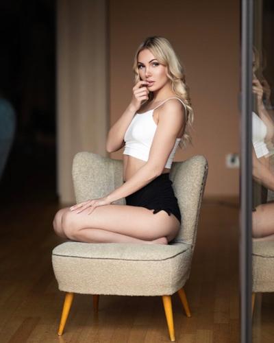 20P Glamorous blonde babe Annakunz teases with her curves in her compilation