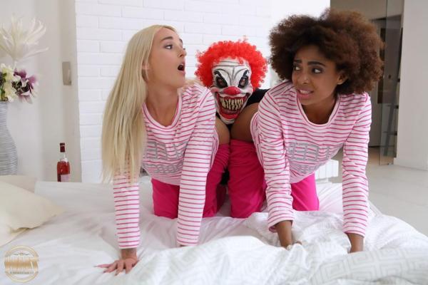 16P Luna Corazon & Daisy have threesome sex with a guy wearing a clown mask