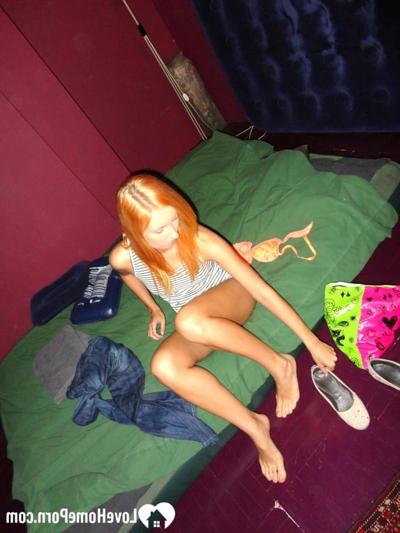 20P Skinny amateur ginger strips in the bathroom and takes a hot shower