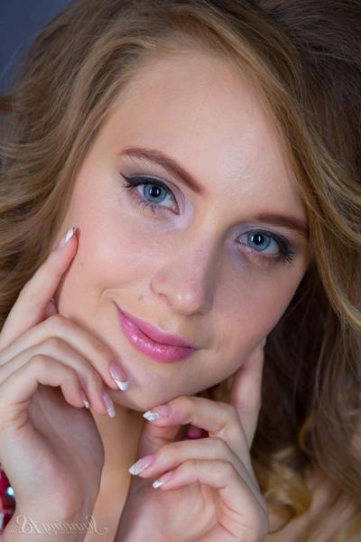 16P Barely legal girl Angela sets her perky tits free as she gets naked