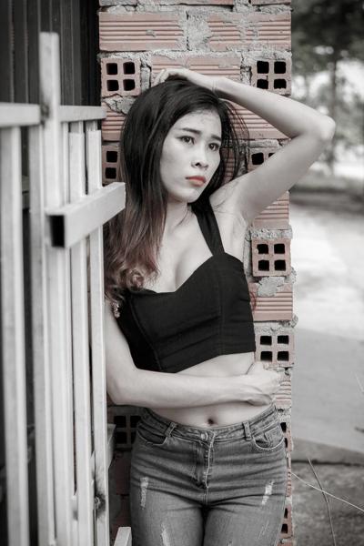 20P Beautiful Asian girl shows off her petite body wearing a sexy outfit outdoors