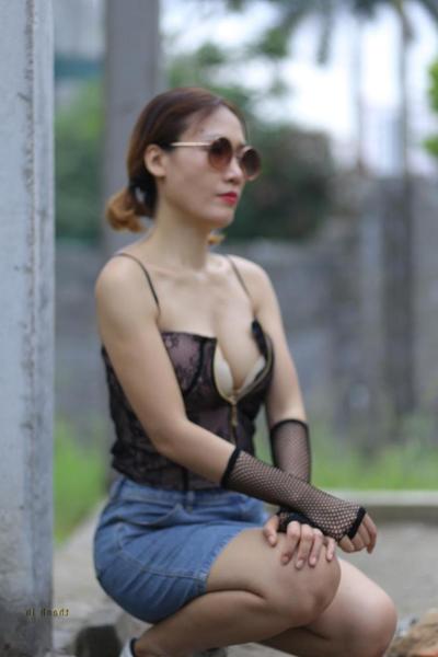20P Hot Asian model with sunglasses Julia Lyly poses in her sexy outfit in public