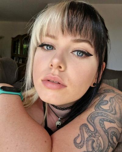 16P Beautiful tattooed babe shows her hot ass in panties and stockings
