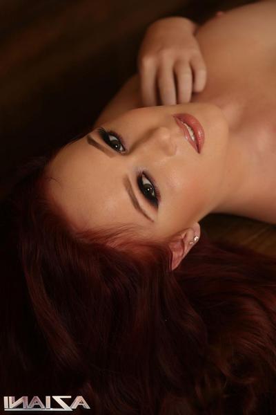 19P Luscious brunette Alice Coxxx shows her asshole and pussy while posing