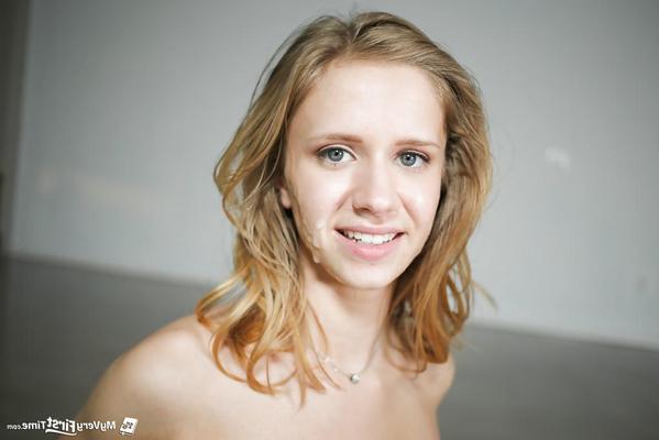 16P Innocent blonde teener Rachel James running tongue up and down hard cock