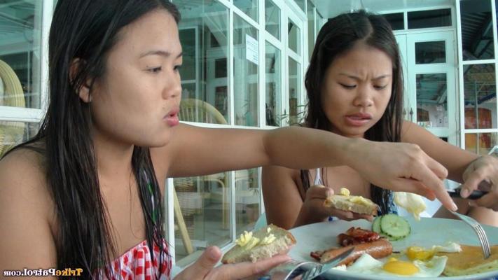 17P Thai hotties in sexy bikinis Nicole and Anne having fun at the pool
