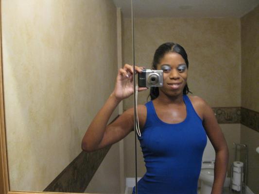 20P Amateur ebony babe Tia teases with her juicy tits & big black booty
