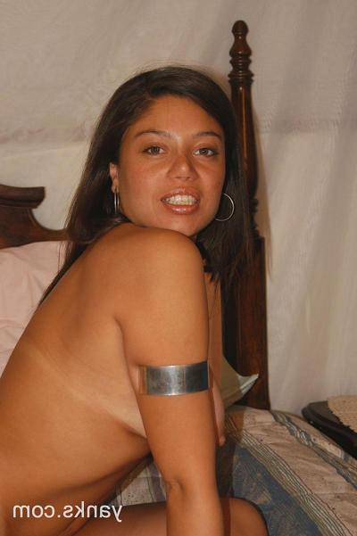 17P Brunette with big natural breasts Mell shows her trimmed vagina