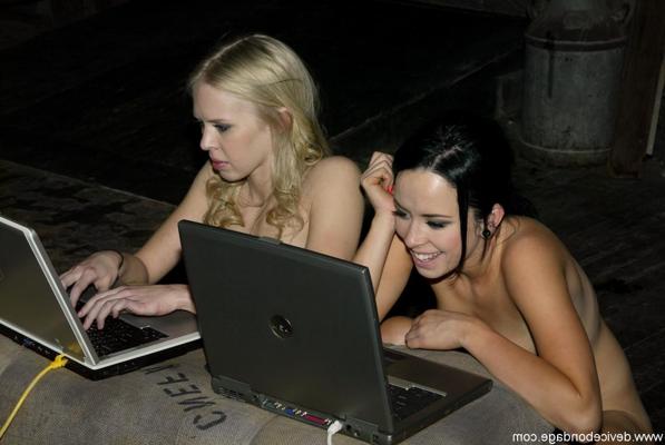 19P Naked babes Sarah Jane Ceylon & Alexa Von Tess endure corporal punishment