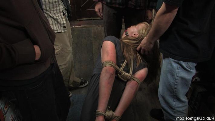 20P Public Disgrace Ami Emerson, Joey Nobody