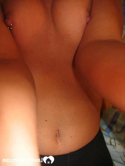 12P Brunette amateur shows her pierced puffy nipples & her tight ass in pantyhose