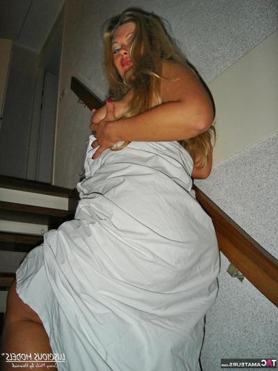 16P Chubby blonde Curvy Meile gets naked for the first time on a flight of stairs