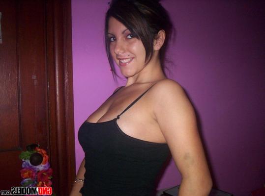 12P Brunette girl Nikki takes self shots during a highly tempting solo shoot