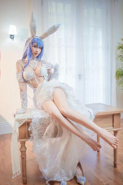 10P Asian wife with bunny ears poses in her lingerie & flaunts her tits & hot feet