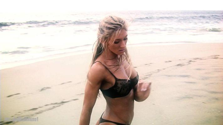 20P Mature bodybuilder Abby Marie shows her athletic body in a bikini at the beach