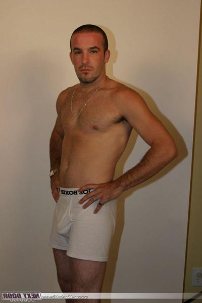 20P Amateur stud Will stripping off his boxers and showing his strong cock