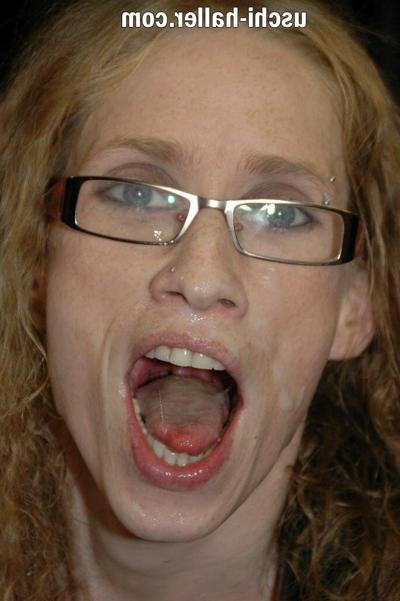 16P Flexible woman undergoes a gangbang while wearing glasses