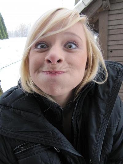 20P Pretty blonde teen Tonya shows her juicy tits & her fine ass outdoors