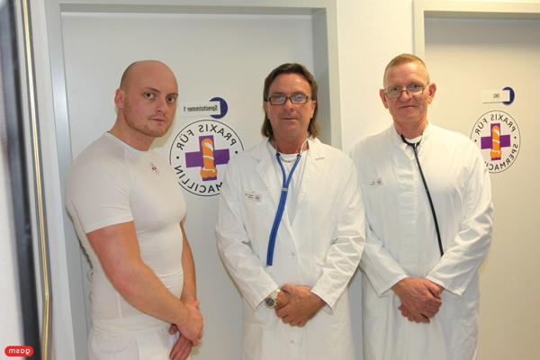 15P Blonde Ukrainian slut posing among perverted doctors at the hospital