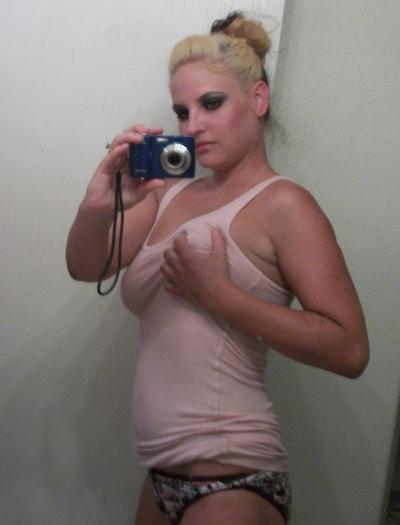 16P Chubby blonde takes selfies of her big tits and ass in the mirror