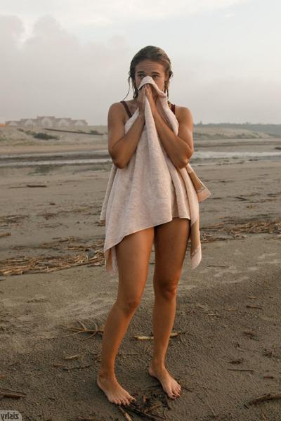13P Hottie in a sexy swimsuit Sofia Orlova getting dirty on the beach