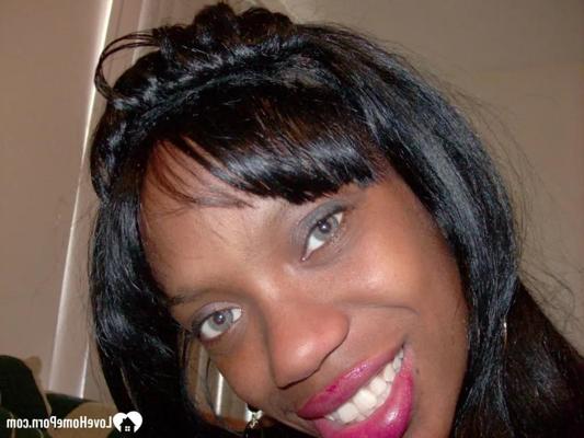 20P Dirty ebony amateur rubs her juicy tits and black pussy in a compilation