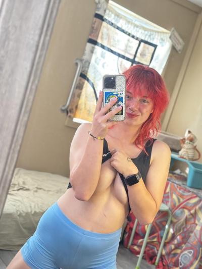 12P OnlyFans babe with a nose piercing Abby poses seductively in a solo