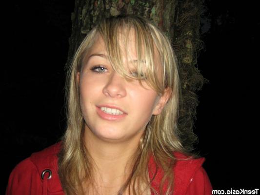 15P Young blonde Teen Kasia slides panties aside outdoors to masturbate at night