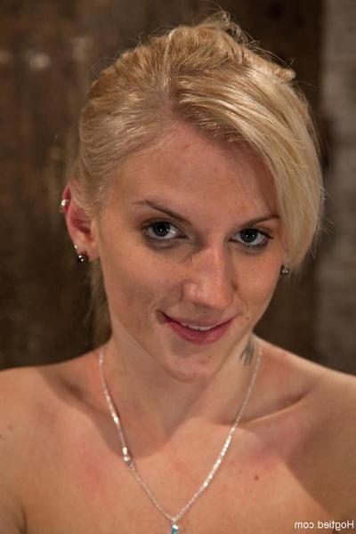 20P Hogtied Haley Cummings, Isis Love