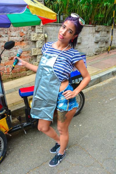10P Tattooed Colombian street vendor Yamile Mil gives a POV blowjob for cash