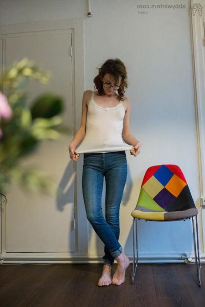 16P Thin amateur Victoria J gets dresses after modeling in the nude