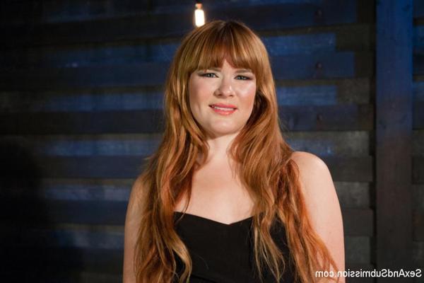 15P Natural redhead Claire Robbins is penetrated in all 3 holes while restrained