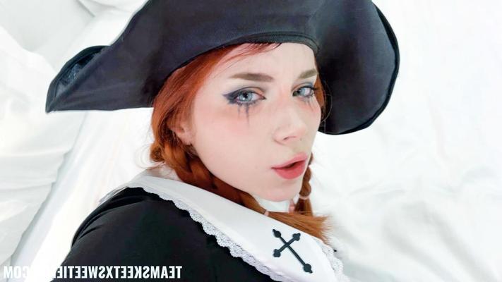20P Redheaded witch Sweetie Fox gets her face and pussy fucked roughly