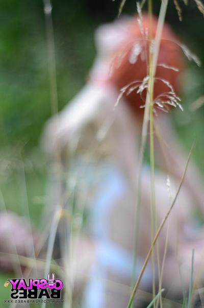 17P Redhead slut Samantha Bentley riding a stiff dick in outdoor cosplay sex