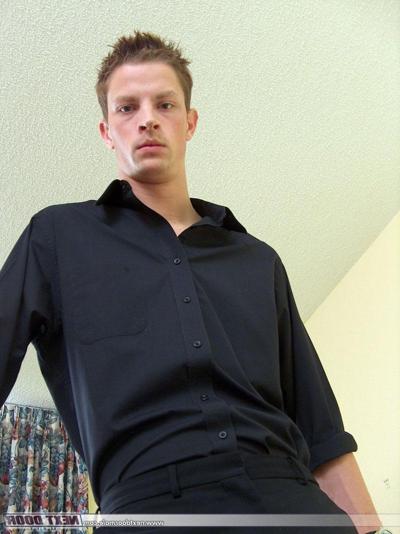 20P Next Door Male Logan