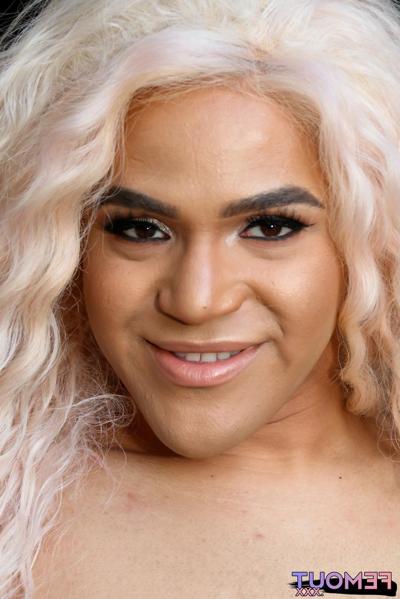 16P Femout XXX Sienna