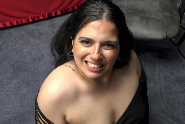 20P Chubby Latina Stella Carter squeezes cum out of a hard dick & swallows it