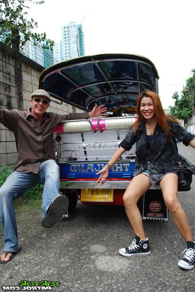 17P Asian cute babe Noy takes a ride with a stranger on his mini taxi
