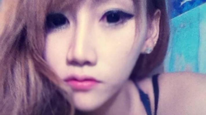 20P Hello Ladyboy 