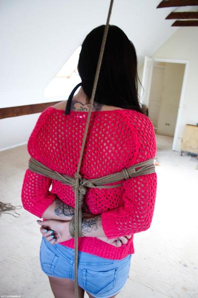 20P Brunette babe in booty shorts Lena gets tied up in rope bondage