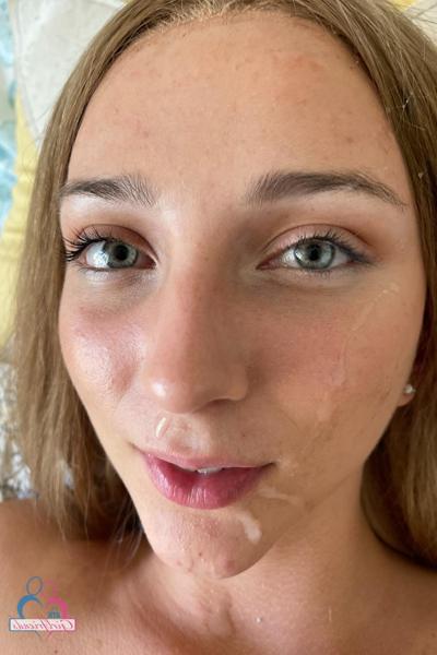 20P Petite girlfriend Macy Meadows reveals her boobs, sexy feet & holes