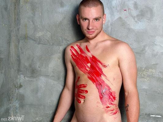 20P Shaved-headed gay hottie Sebastian Keys paints his big booty in red