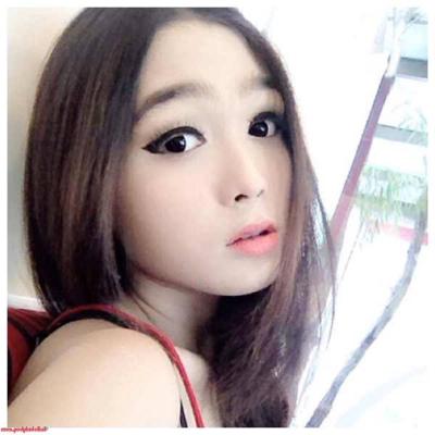 20P Pretty Asian shemale shows her tits in a cute selfies compilation
