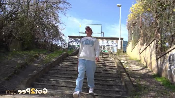 14P Caucasian chick Claudia Macc gets caught taking a piss on a flight of steps