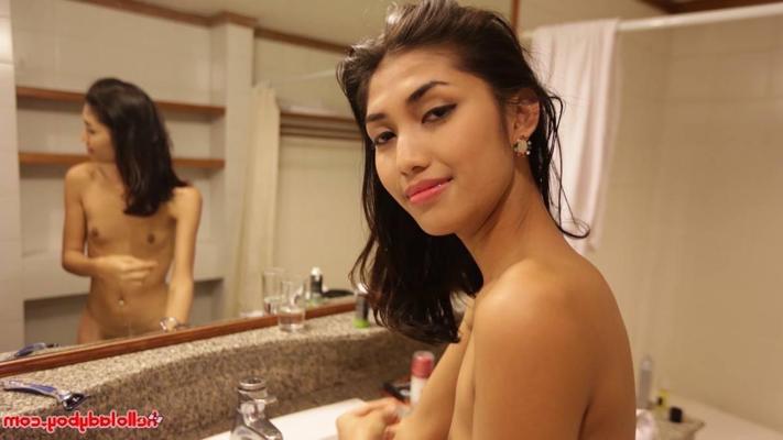 12P Hello Ladyboy featuring Wine Naked Pictures