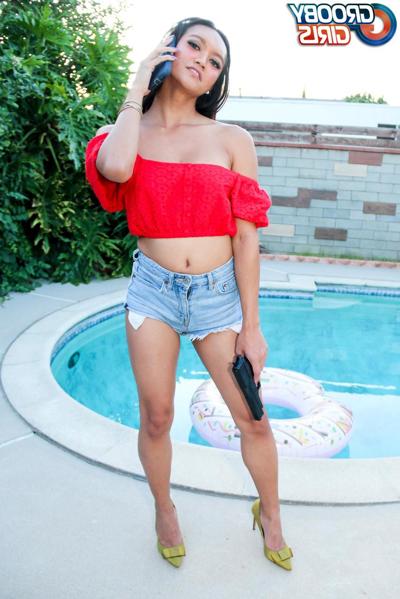 16P Grooby Girls Andrea Zhay, Soldier Boi