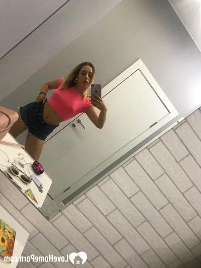 20P Blonde amateur takes nude selfies showing her beautiful small tits