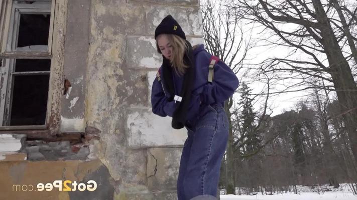 15P Got 2 Pee Starring Nastya ポルノ写真