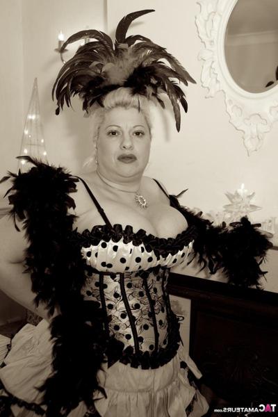 16P Fat older showgirl Dirty Doctor unleashes her big boobs from her outfit