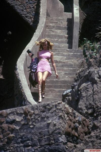 15P Vintage babes in short skirts pick up a rich local for tourist sex